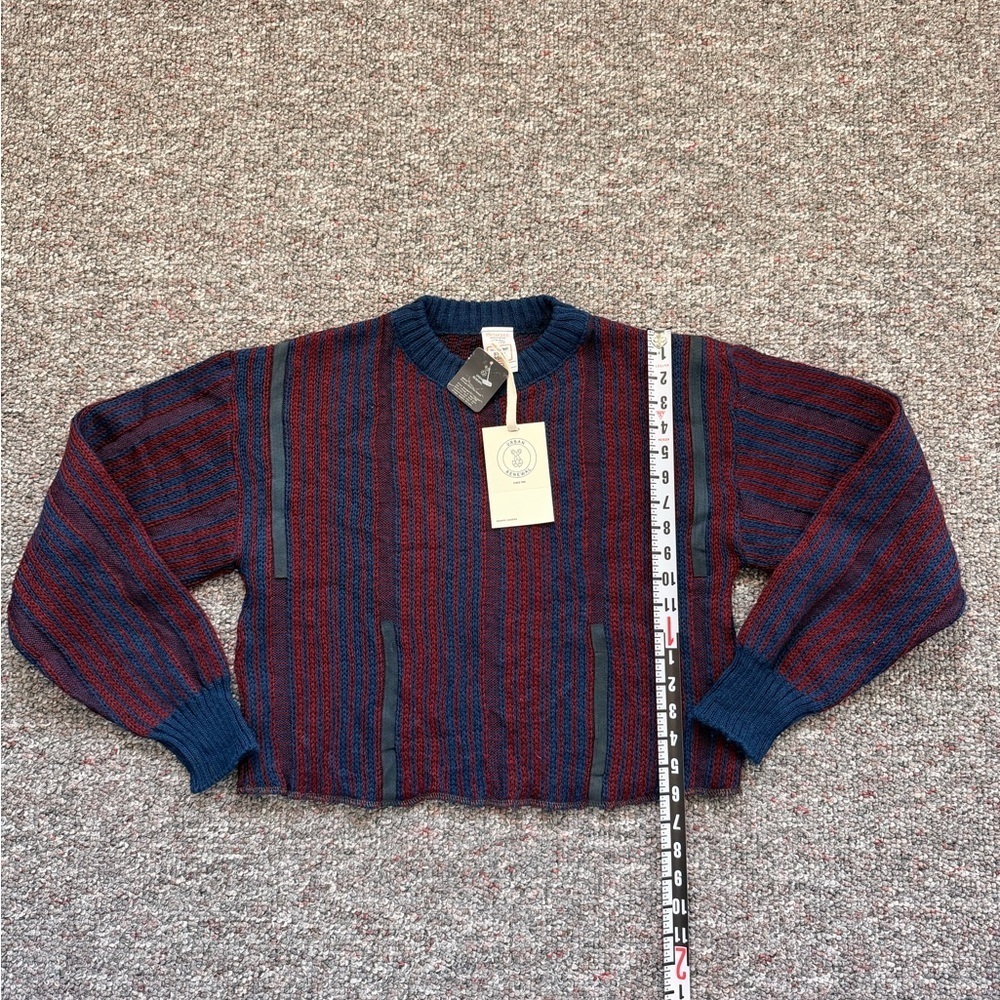 Urban Renewal NWT Vintage Pure Wool Blue and Red Crew Neck Sweater fits S-M